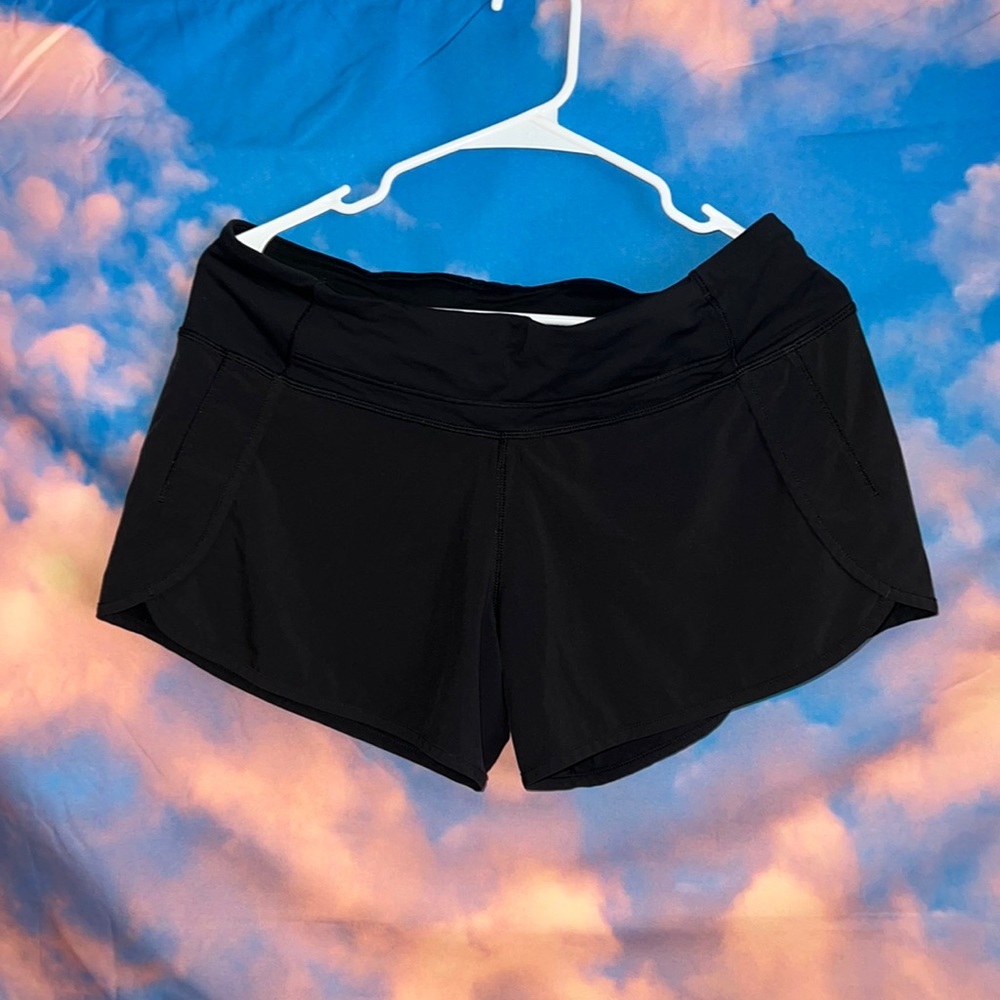 Size 6 Lululemon Shorts!